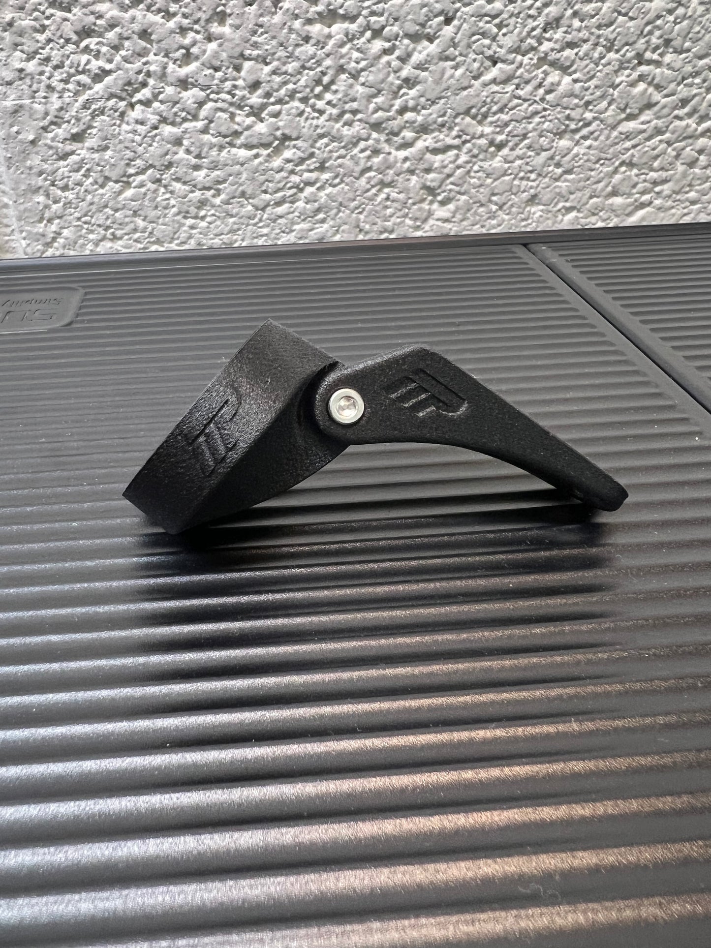 Garmin Varia Mount for Shimano Pro Stealth Saddle