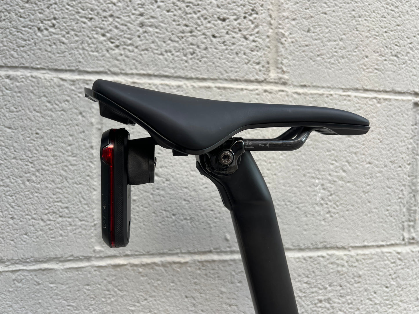 Supporto Garmin Varia + AirTag